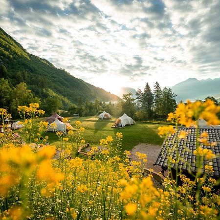 Glamping Gozdna Jasa Hotel Bovec Bagian luar foto