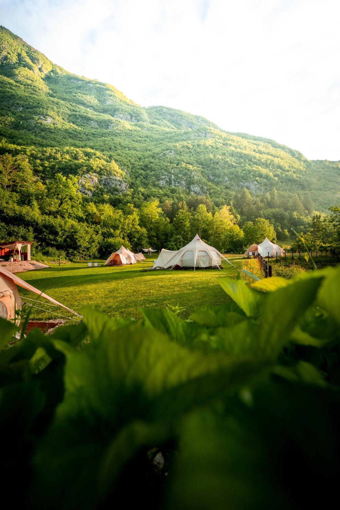 Glamping Gozdna Jasa Hotel Bovec Bagian luar foto