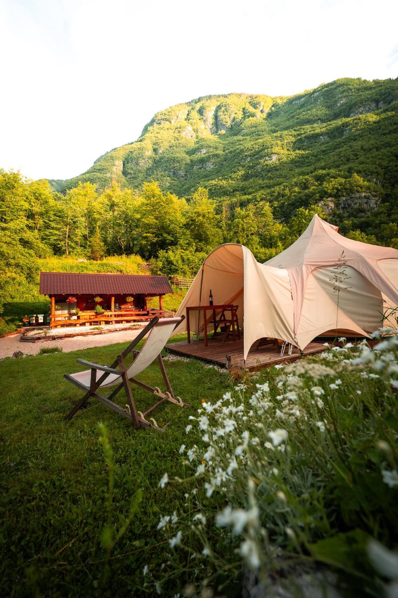 Glamping Gozdna Jasa Hotel Bovec Bagian luar foto