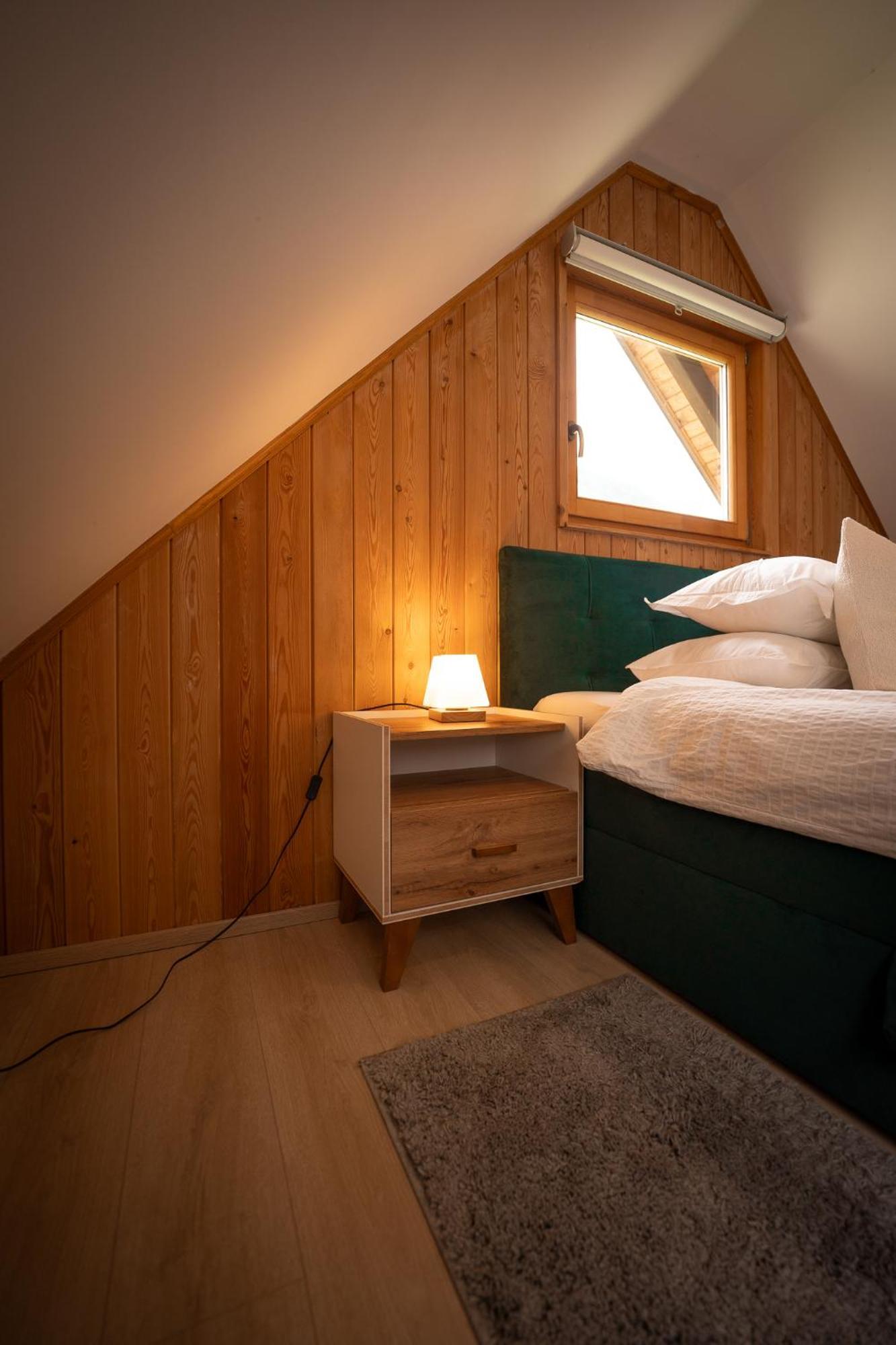 Glamping Gozdna Jasa Hotel Bovec Bagian luar foto